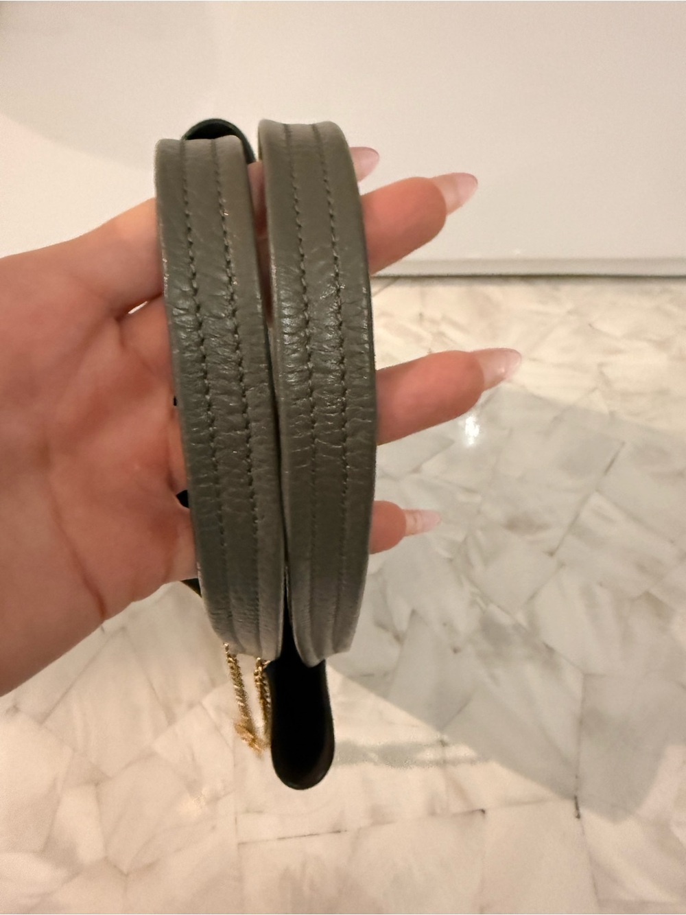 Chloé Suede Spin Tote Medium - Picture 8 of 8